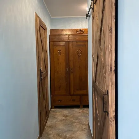 Apartment Sweet Country *